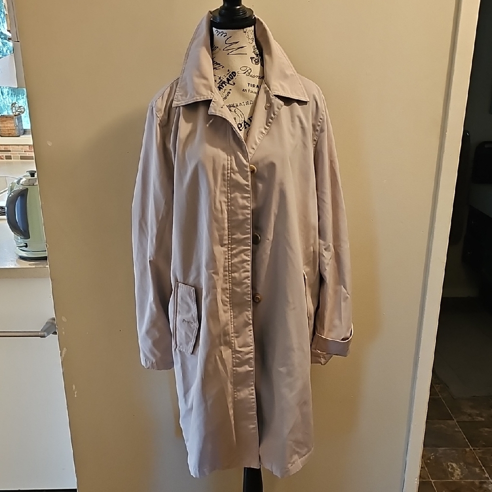 Liz Claiborne Light Taupe Trench Coat